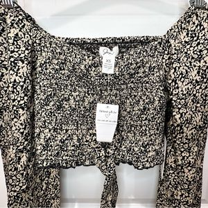 2 Piece Blouse and Skirt set with bonus hair accessory